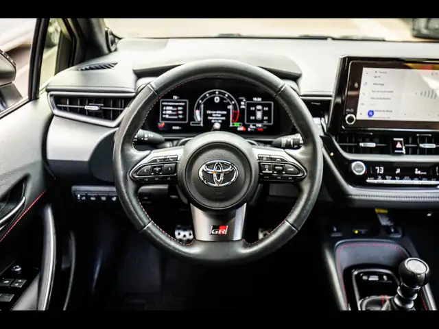Toyota Corolla view 14