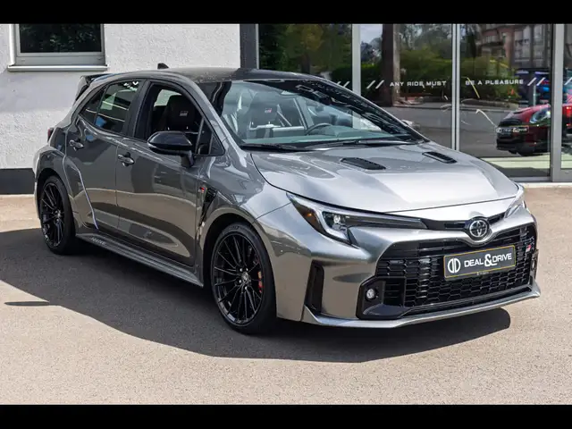 Toyota Corolla view 6