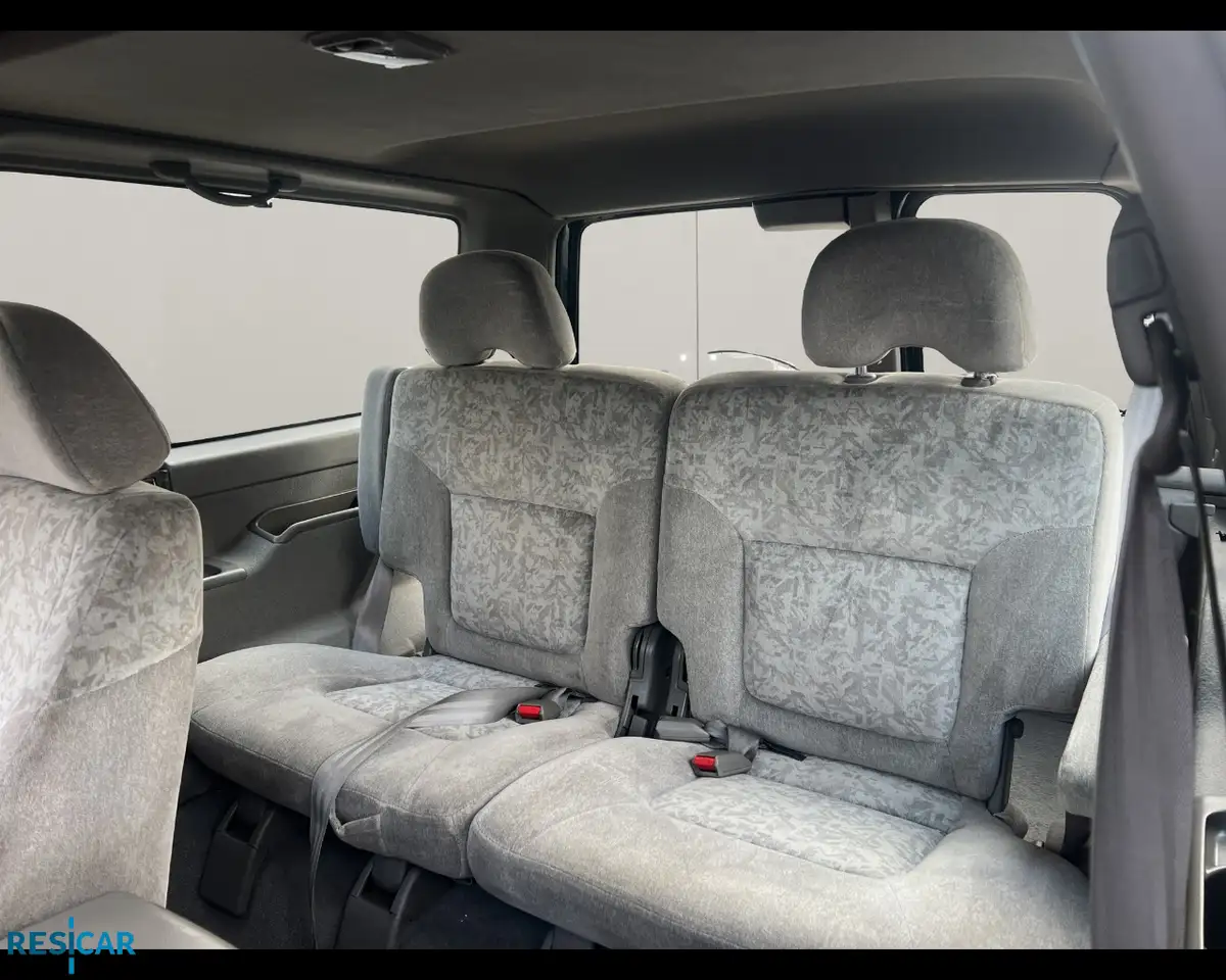 Nissan Patrol GR SW 3.0 td-di Luxury FL 3 porte, foto 11