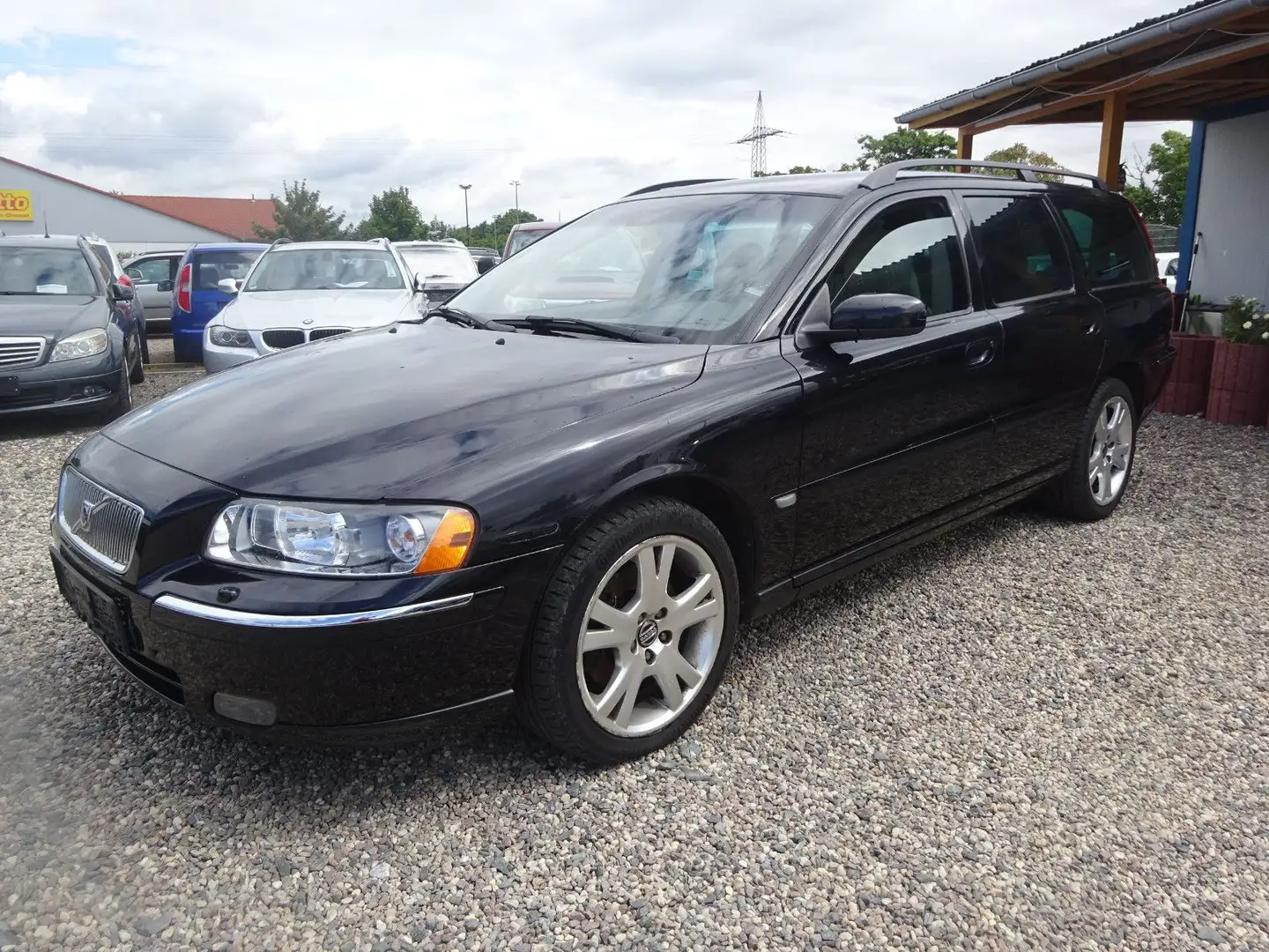 Volvo V70 Kombi D5 AWD Summum Negro - 1