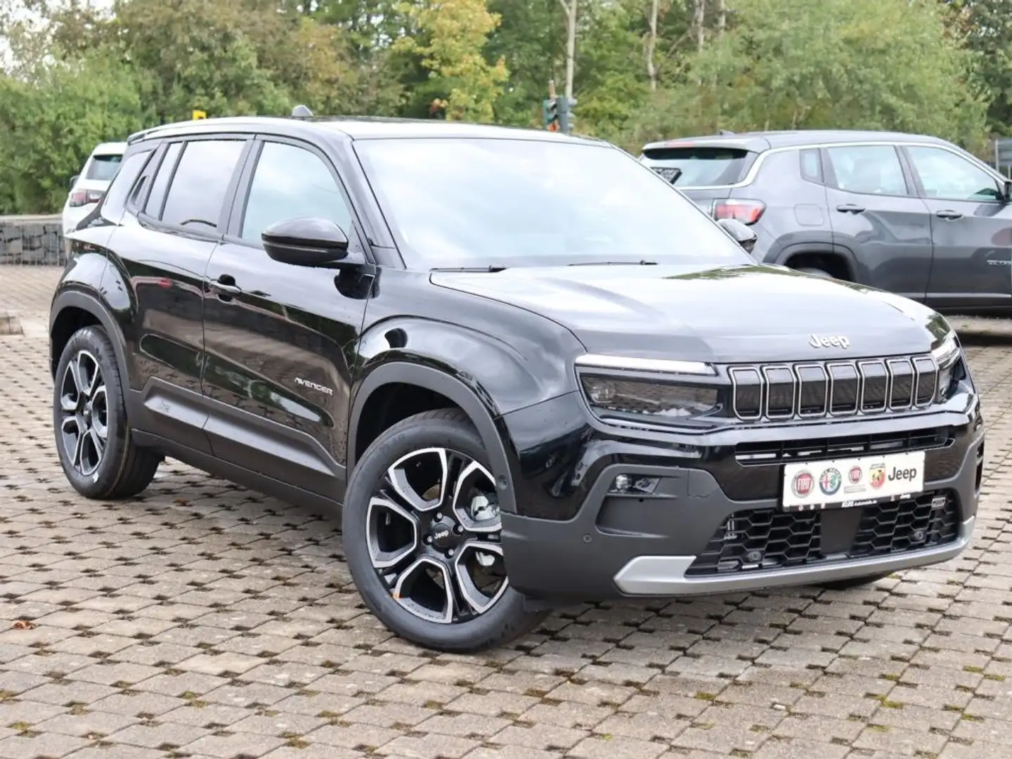 Jeep Avenger SUMMIT 1.2 T3 100 PS LED SCHIEBEDACH WINTER Noir - 2
