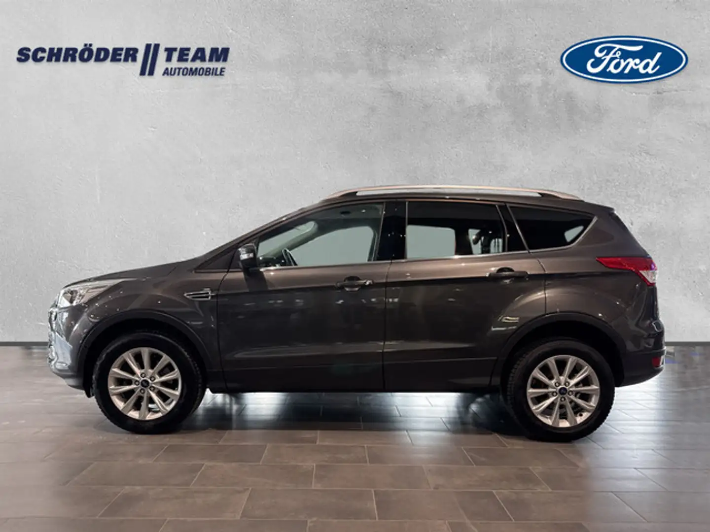 Ford Kuga 1,5 l Titanium Grigio - 2