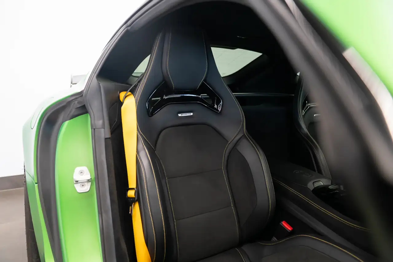 Mercedes-Benz AMG GT снимка Mercedes-Benz AMG GT