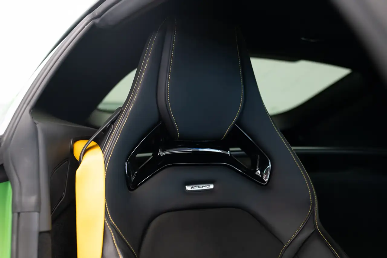 Mercedes-Benz AMG GT снимка Mercedes-Benz AMG GT
