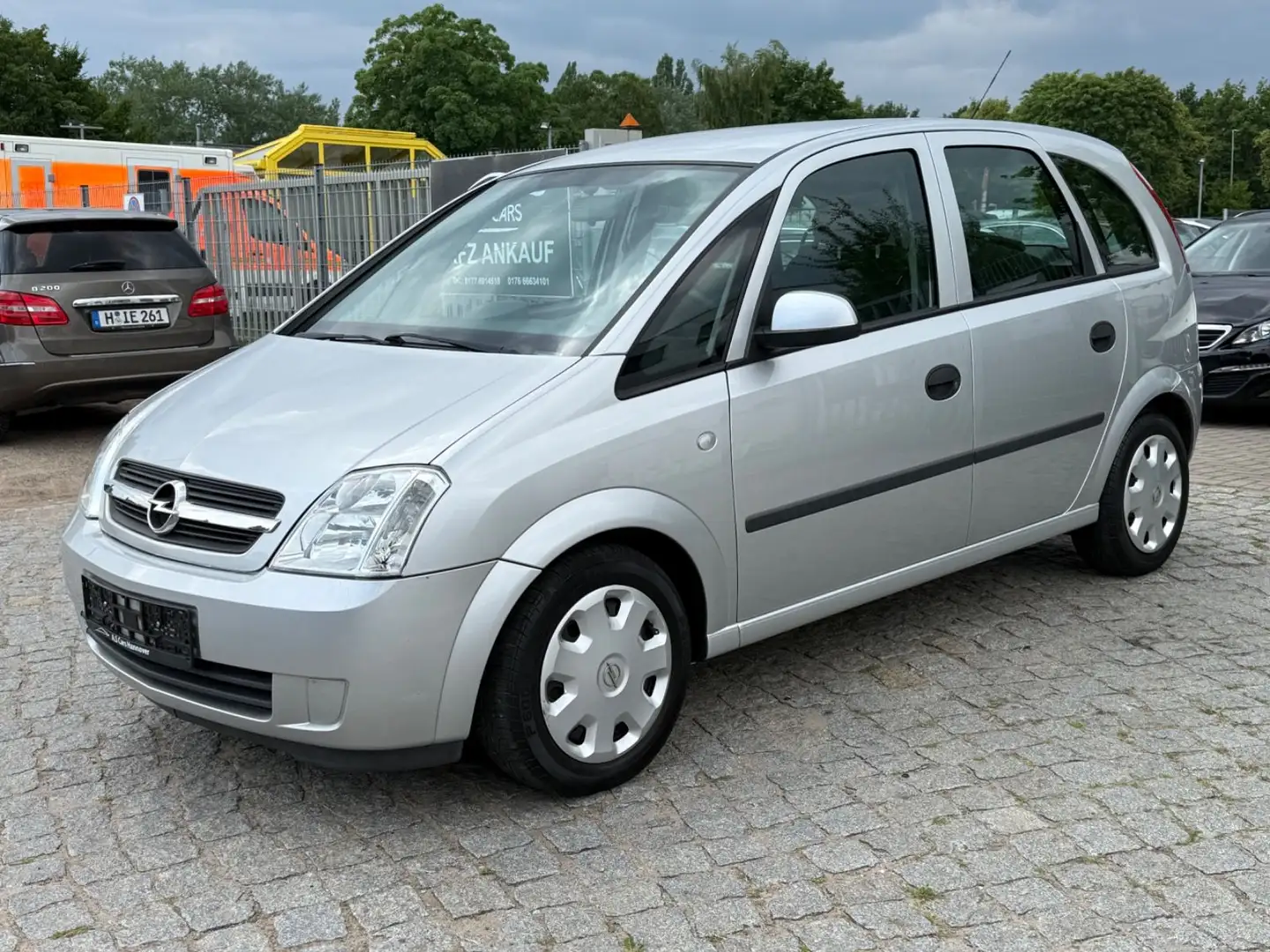 Opel Meriva 1.6 Automatik*Klima*EFH*PDC*nur 82tkm Silber - 2
