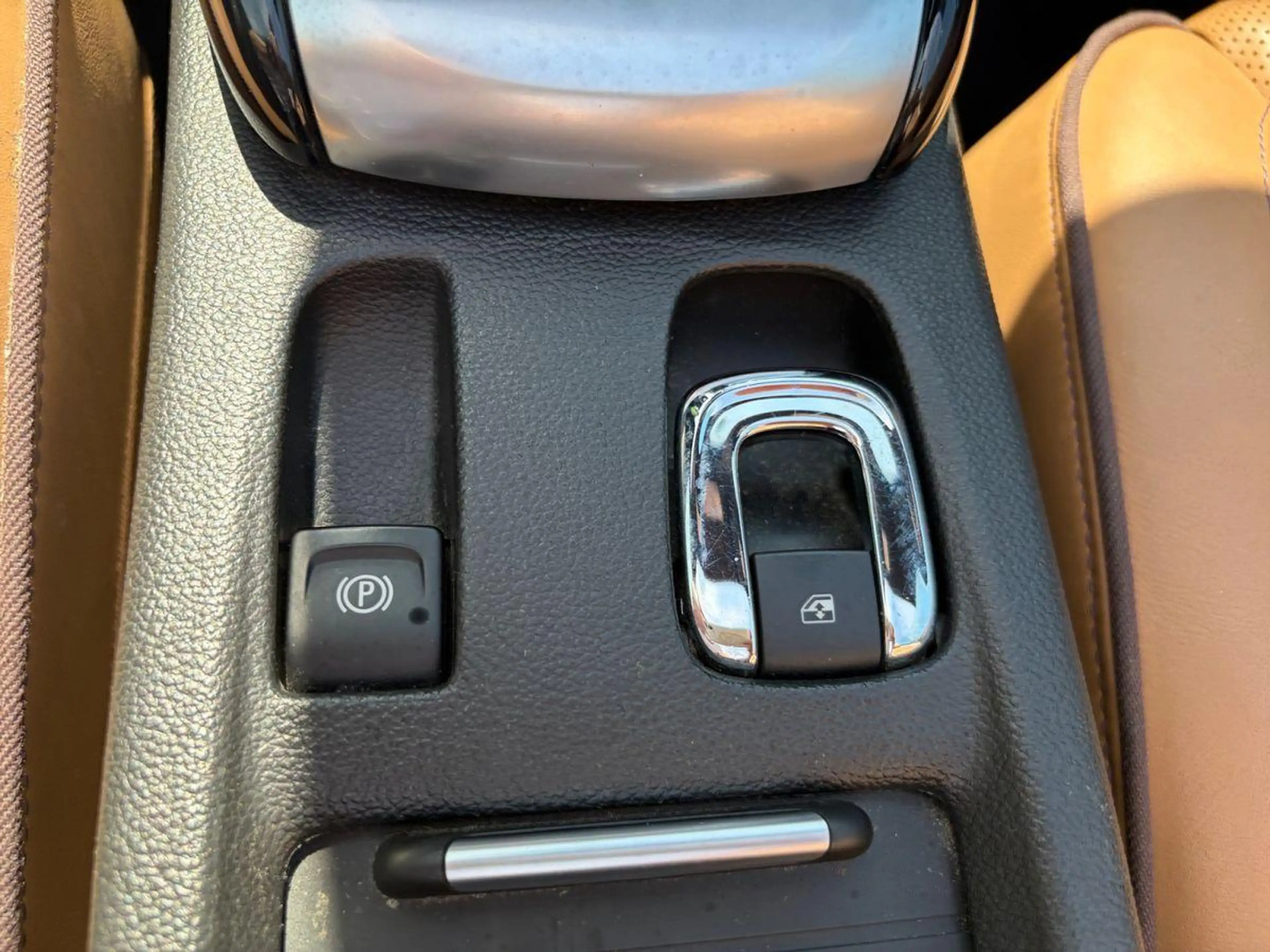 Opel Cascada 1.6 16V SIDI Turbo — photo 13