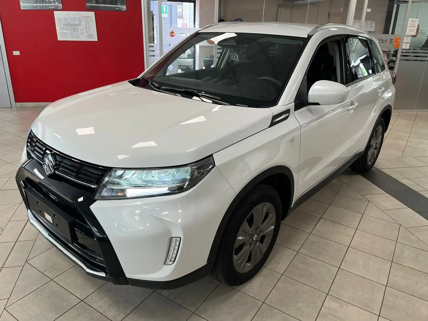 Suzuki Vitara 1.4h Cool+ HYBRID   da 21.490€ ! Bianco - 2