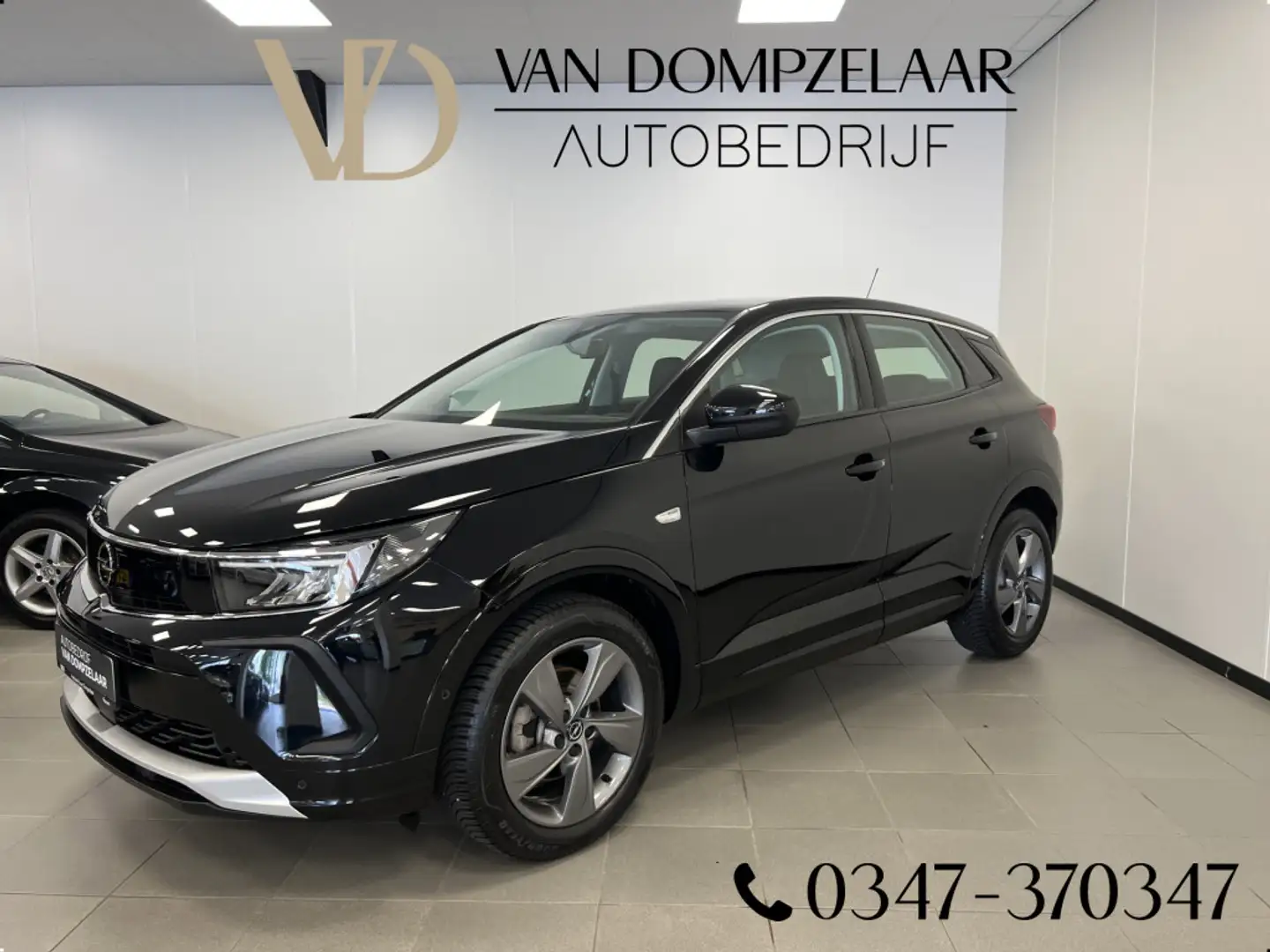 Opel Grandland 1.2 Turbo Edition 130PK / STOEL-STUURVERW. / PDC / Noir - 1