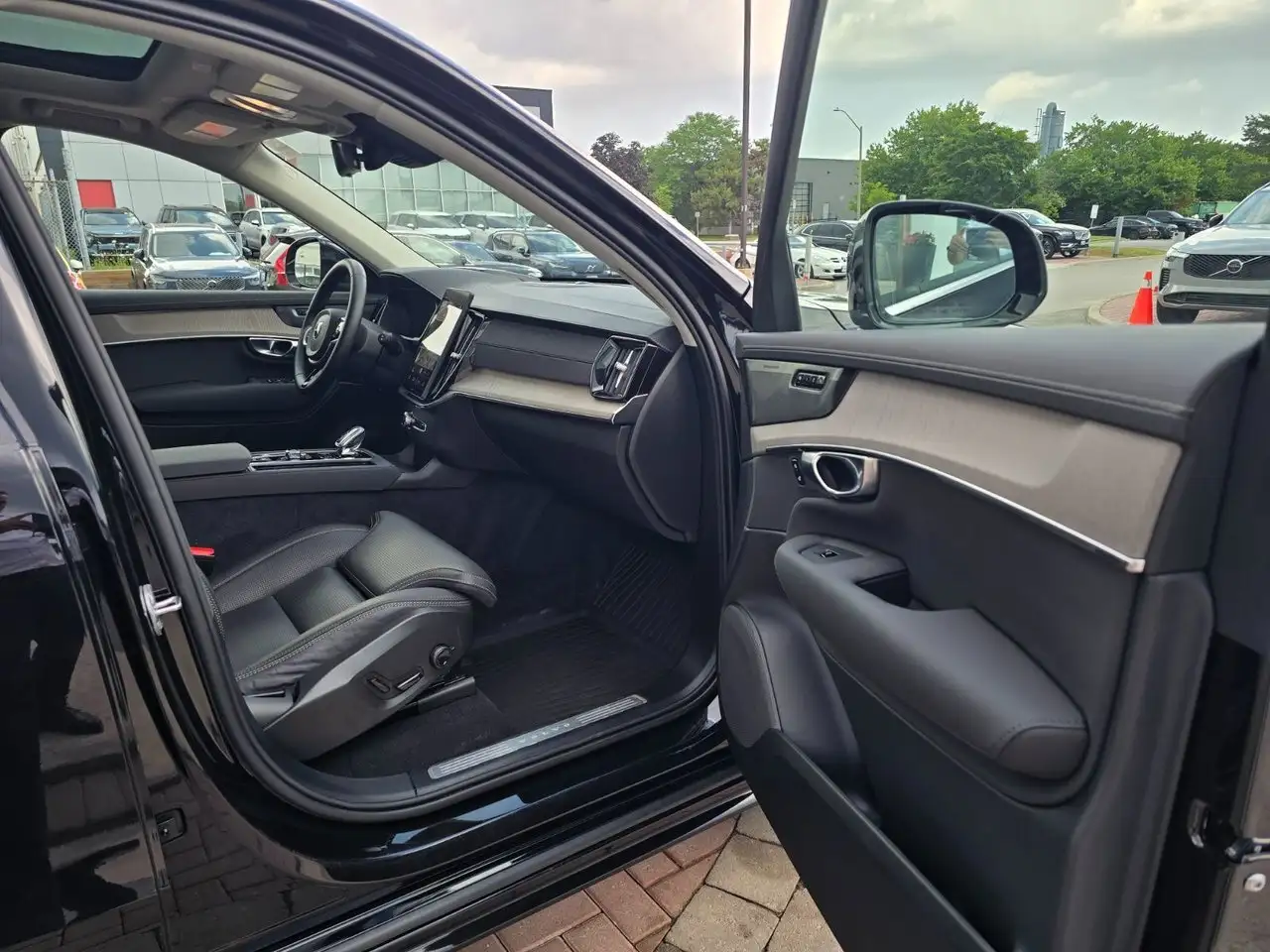 Volvo XC90 photo Volvo XC90
