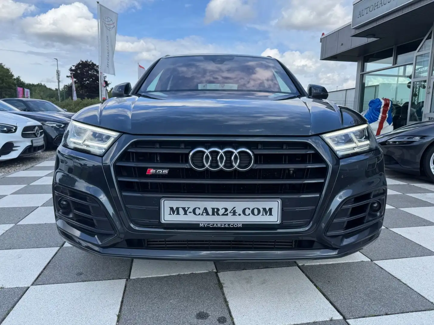 Audi SQ5 3.0 TFSI quattro -1.Hand -AHK -Pano -Matrix Grau - 2