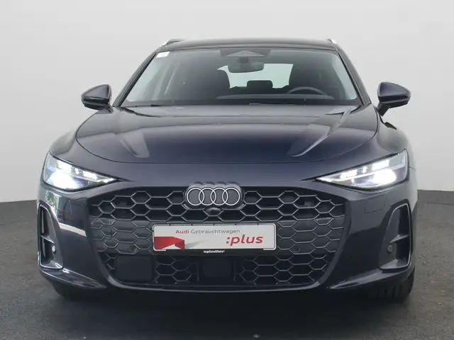 Audi A6 view 3