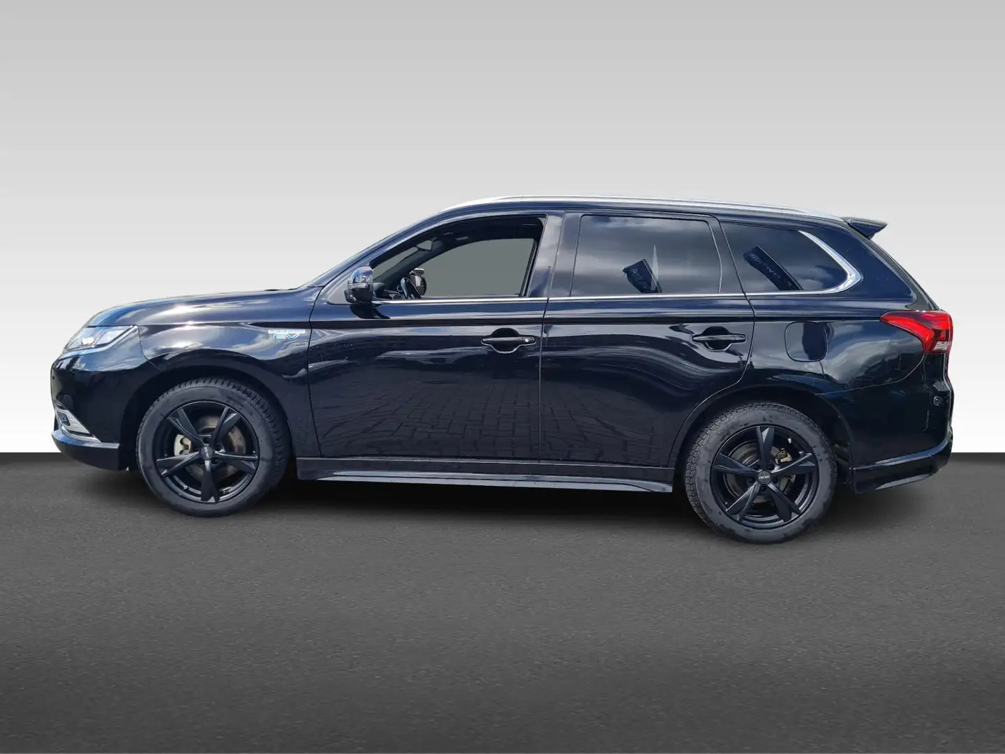 Mitsubishi Outlander 2.4 PHEV Instyle Schwarz - 2