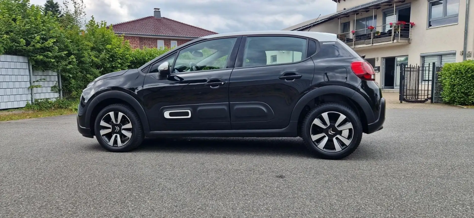 Citroen C3 C3 1.2 PureTech Feel Schwarz - 1
