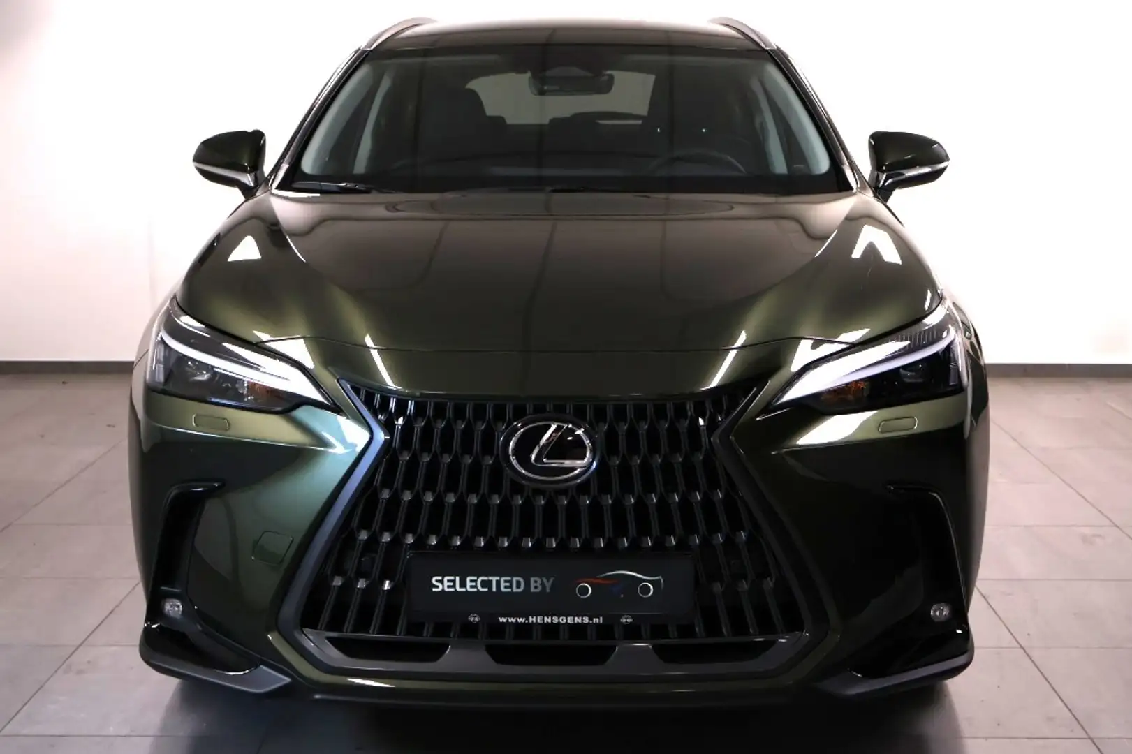 Lexus NX 450h+ AWD Luxury Line | Explore Pack! Groen - 2