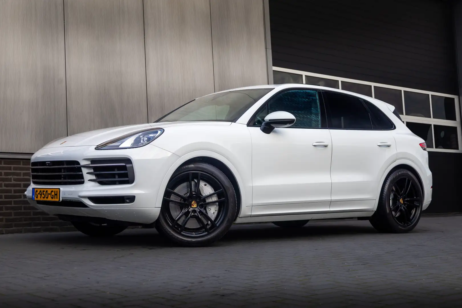 Porsche Cayenne 3.0 V6 340 pk / Lucht-Vering/ Pano-Dak/ Keyless/ 3 Blanc - 1
