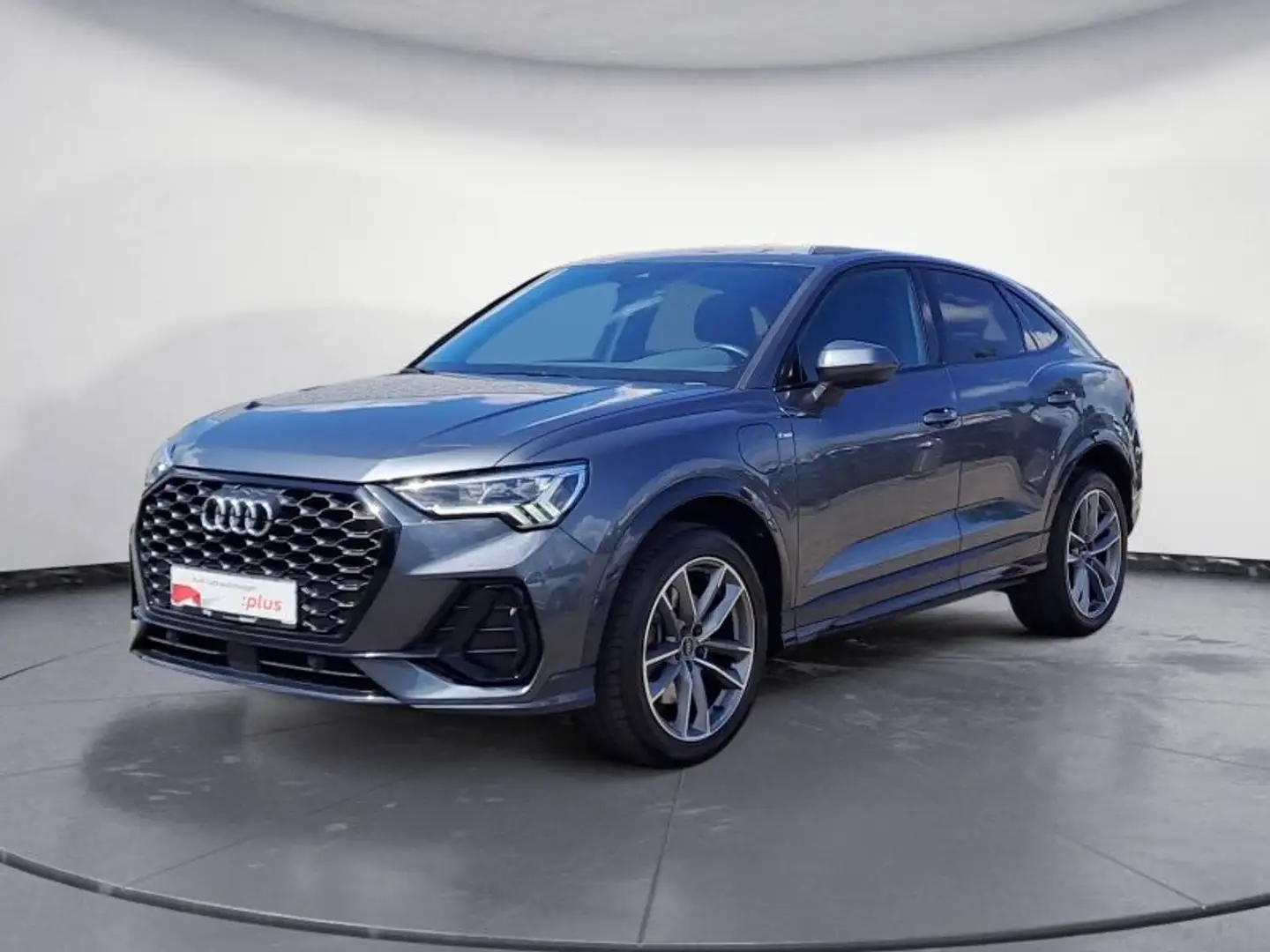 Audi Q3 45 TFSIe S tronic S line e-tron Nav Gris - 2