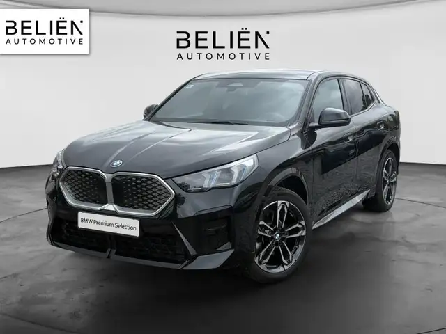 BMW iX2 xDrive30