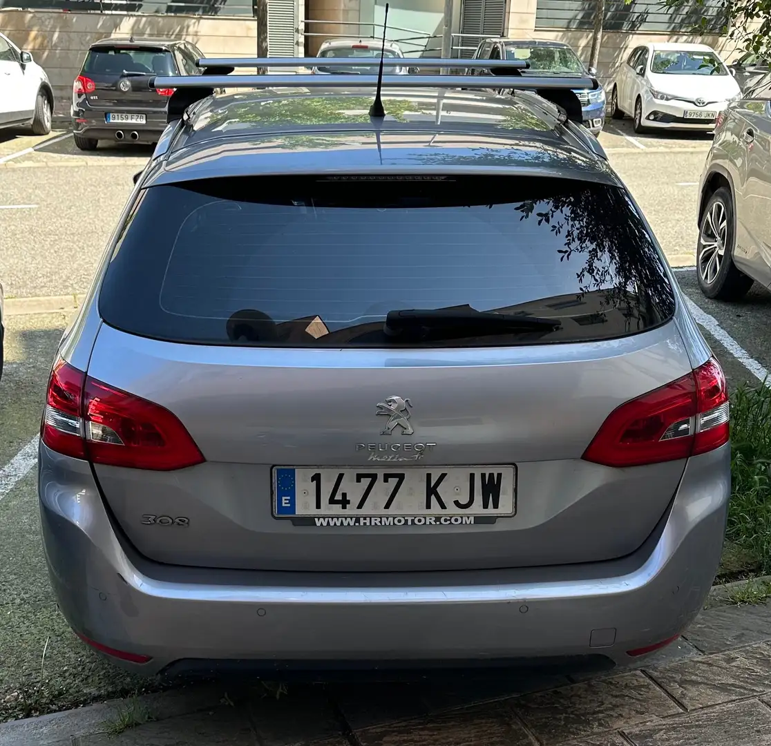 Peugeot 308 308 SW 1.6HDi Active 92 FAP Active Plateado - 2
