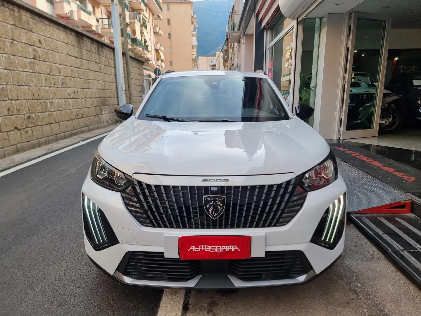 Peugeot 2008 2008 1.2 puretech Allure s 130 CV AUTOM ITALIANA Bianco - 1