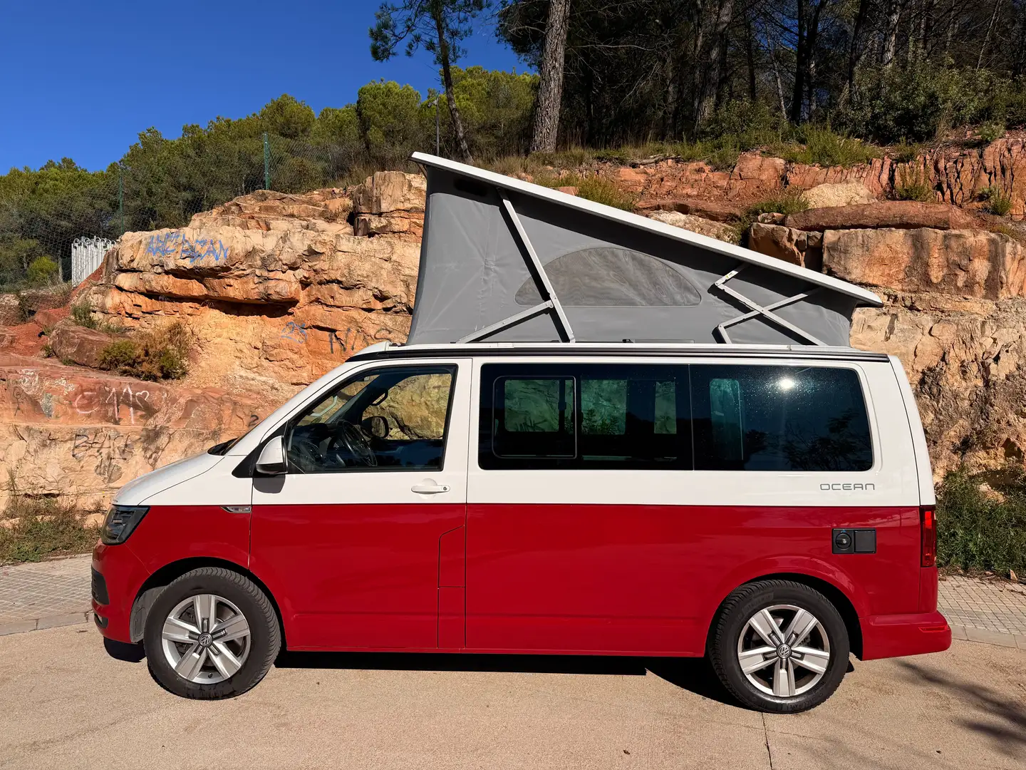 Volkswagen T6 California California 2.0TDI BMT Ocean DSG 110kW Ocean Rojo - 1