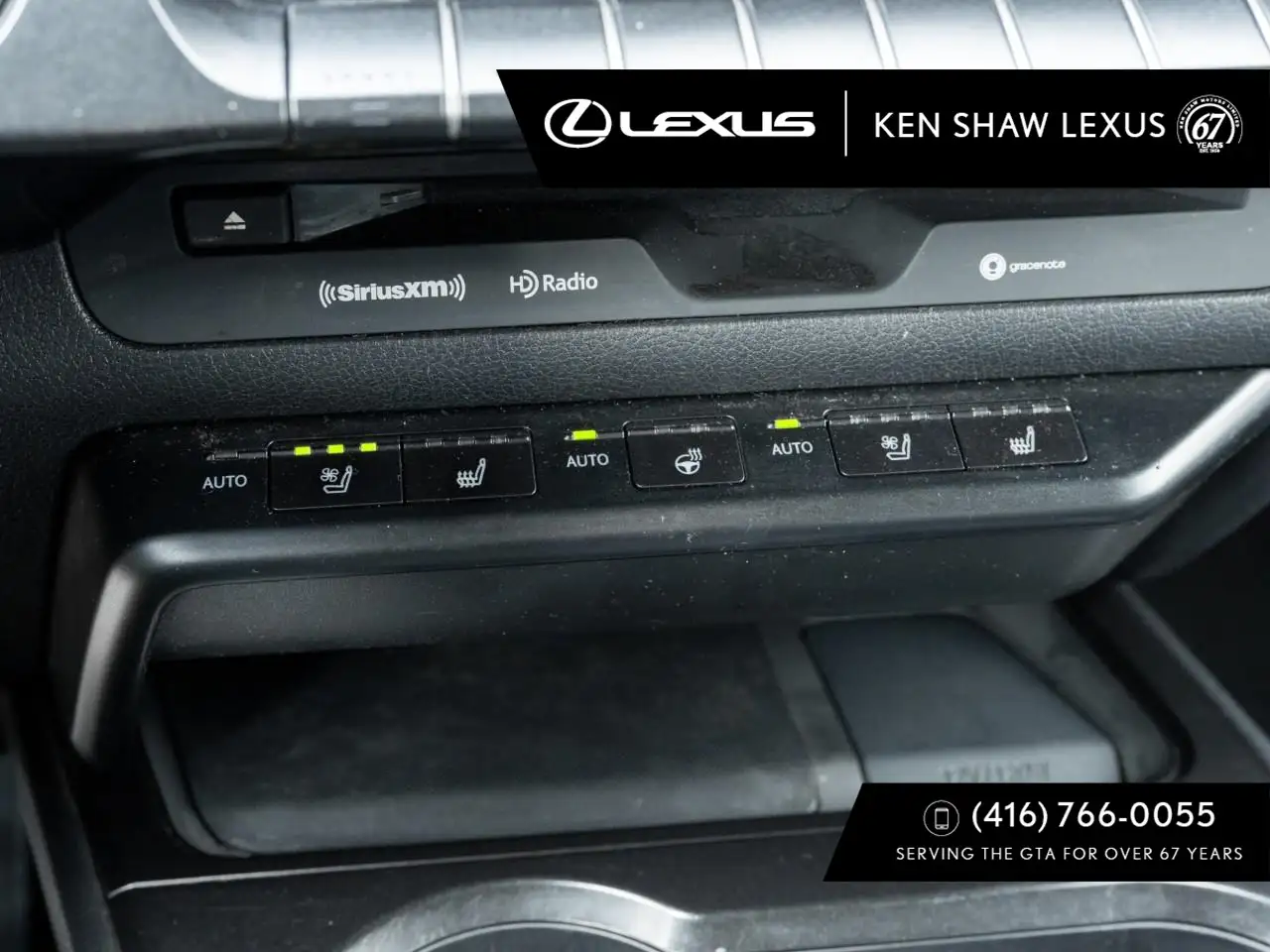 Lexus UX снимка Lexus UX