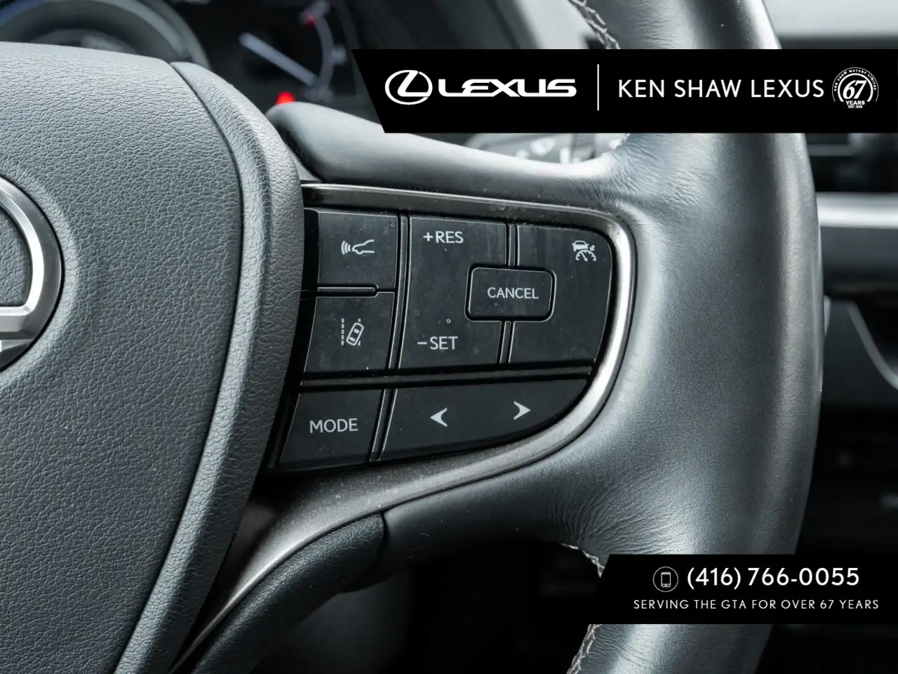 Lexus UX снимка Lexus UX