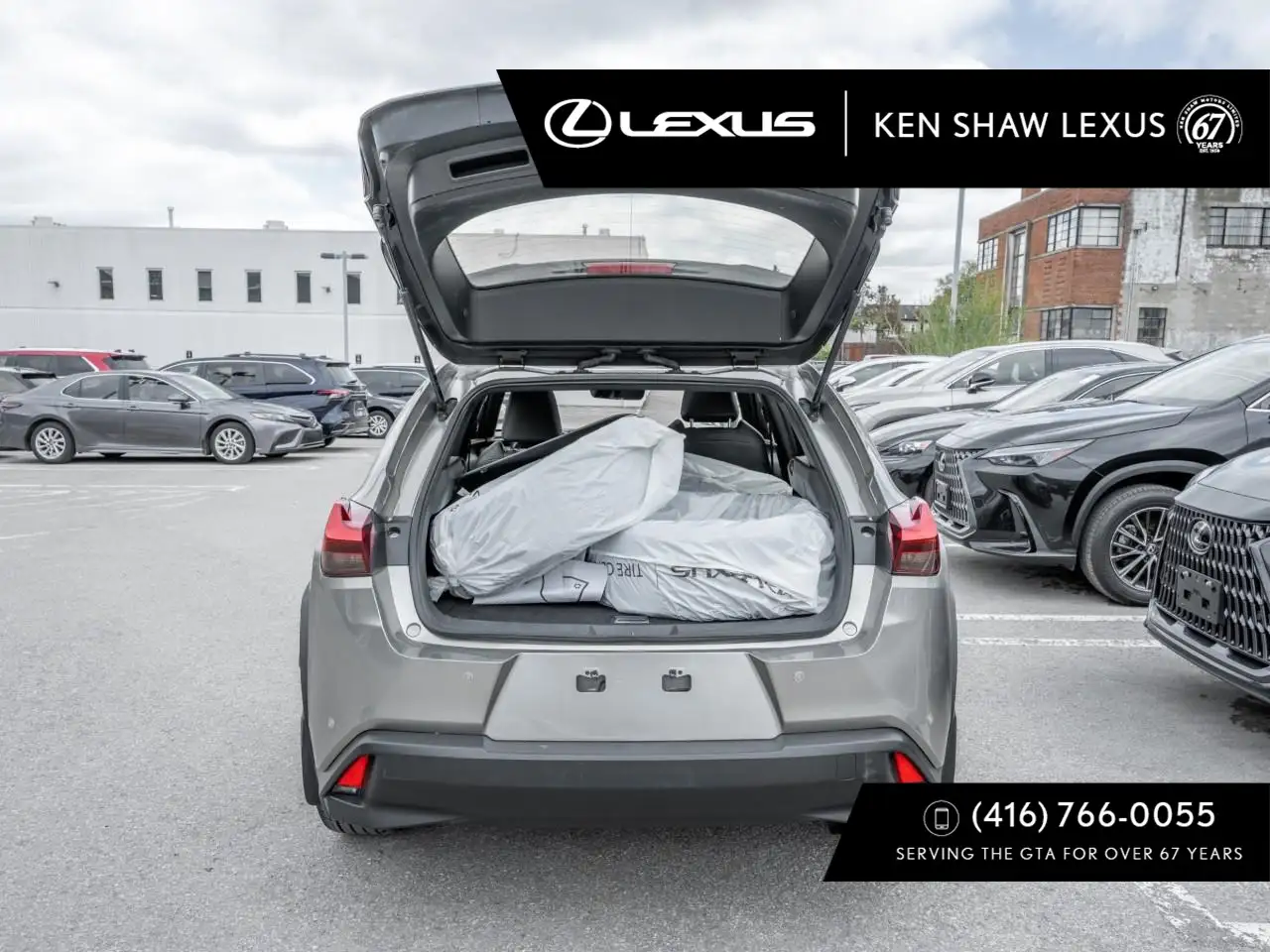 Lexus UX снимка Lexus UX