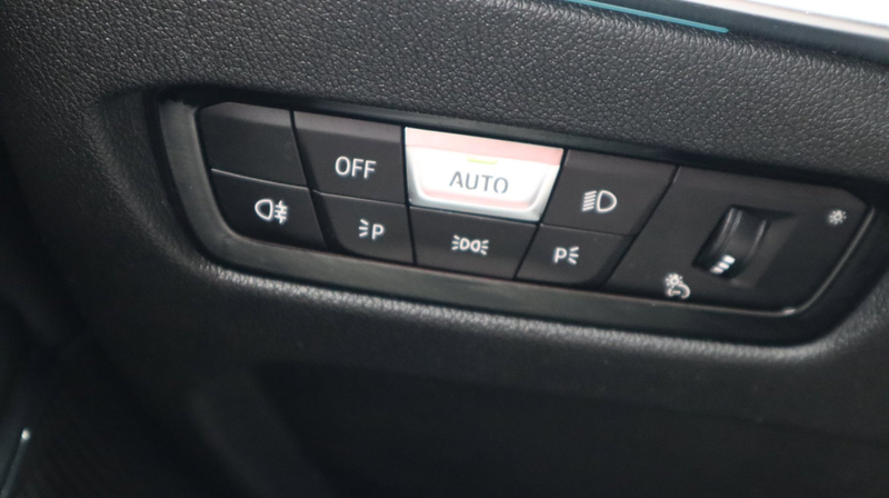 BMW 330 3-serie 330e SOH95% M-Pakket Pro Matrix Pano Trekh — photo 24