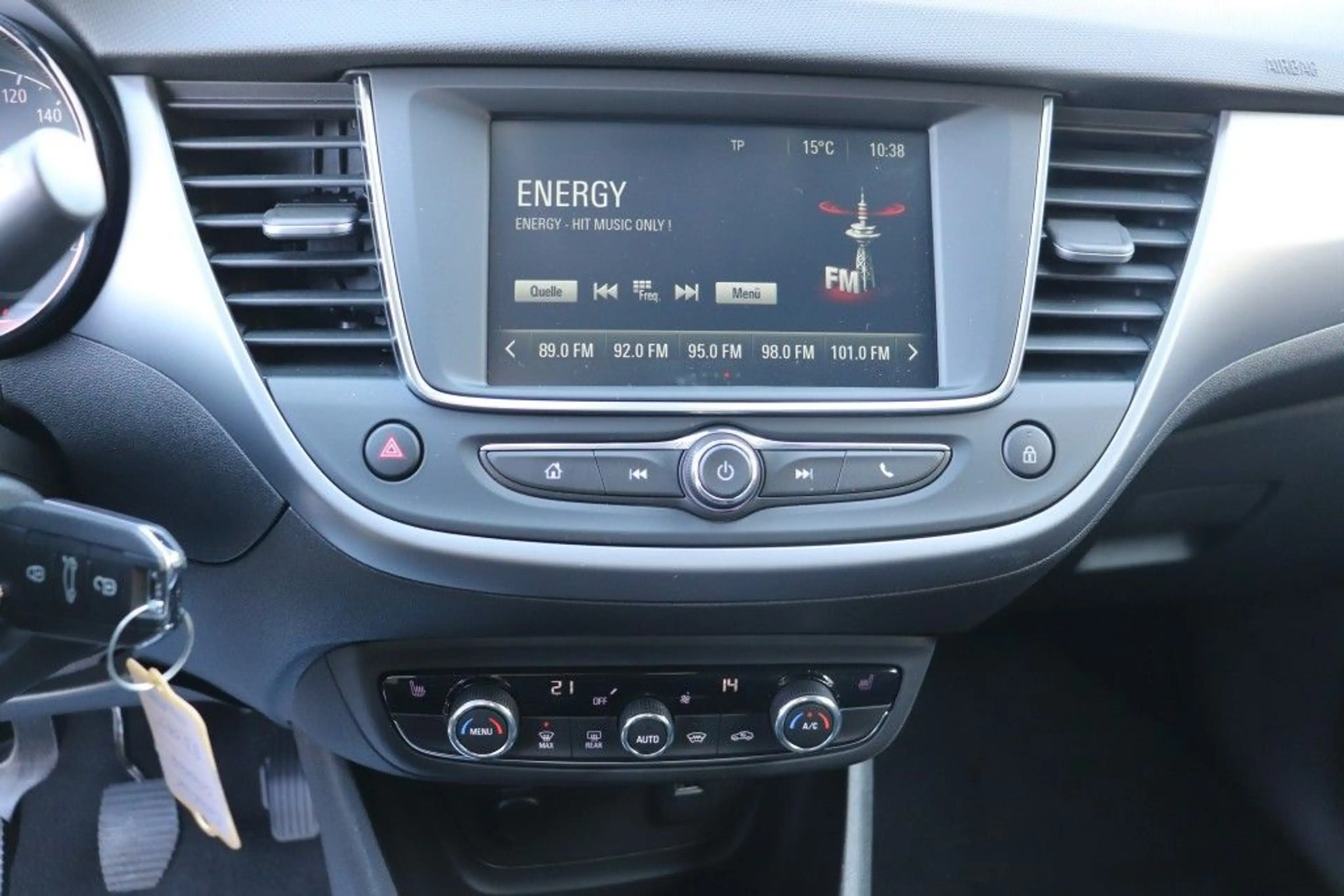 Opel Crossland X Crossland 1.2 Edition Klimaautom./PDC /Sitzheiz — photo 9