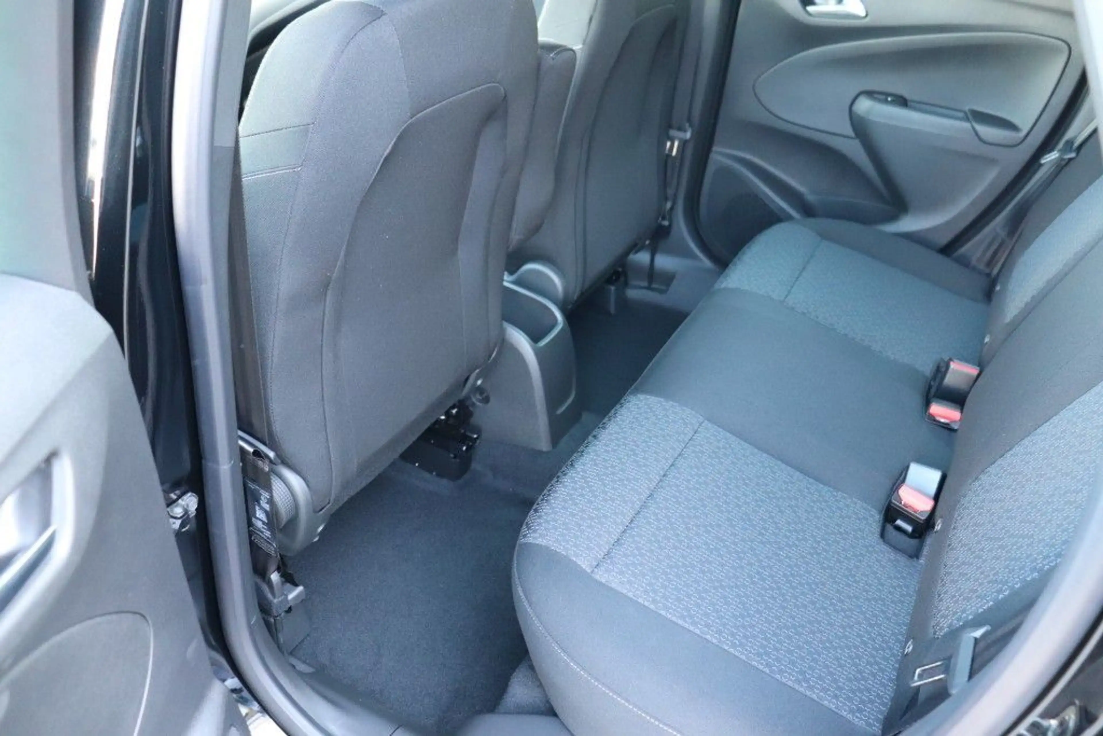 Opel Crossland X Crossland 1.2 Edition Klimaautom./PDC /Sitzheiz — photo 7