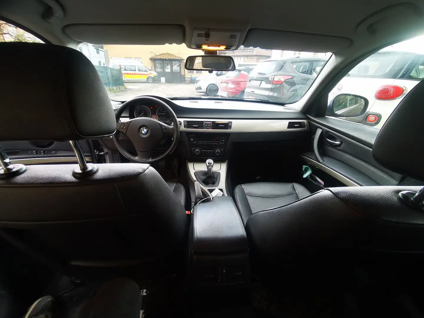 BMW 320 320d Touring xdrive Attiva 184cv - 1