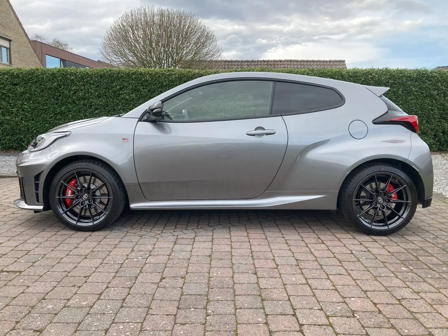 Toyota Yaris GR 1.6 Turbo Grijs - 2