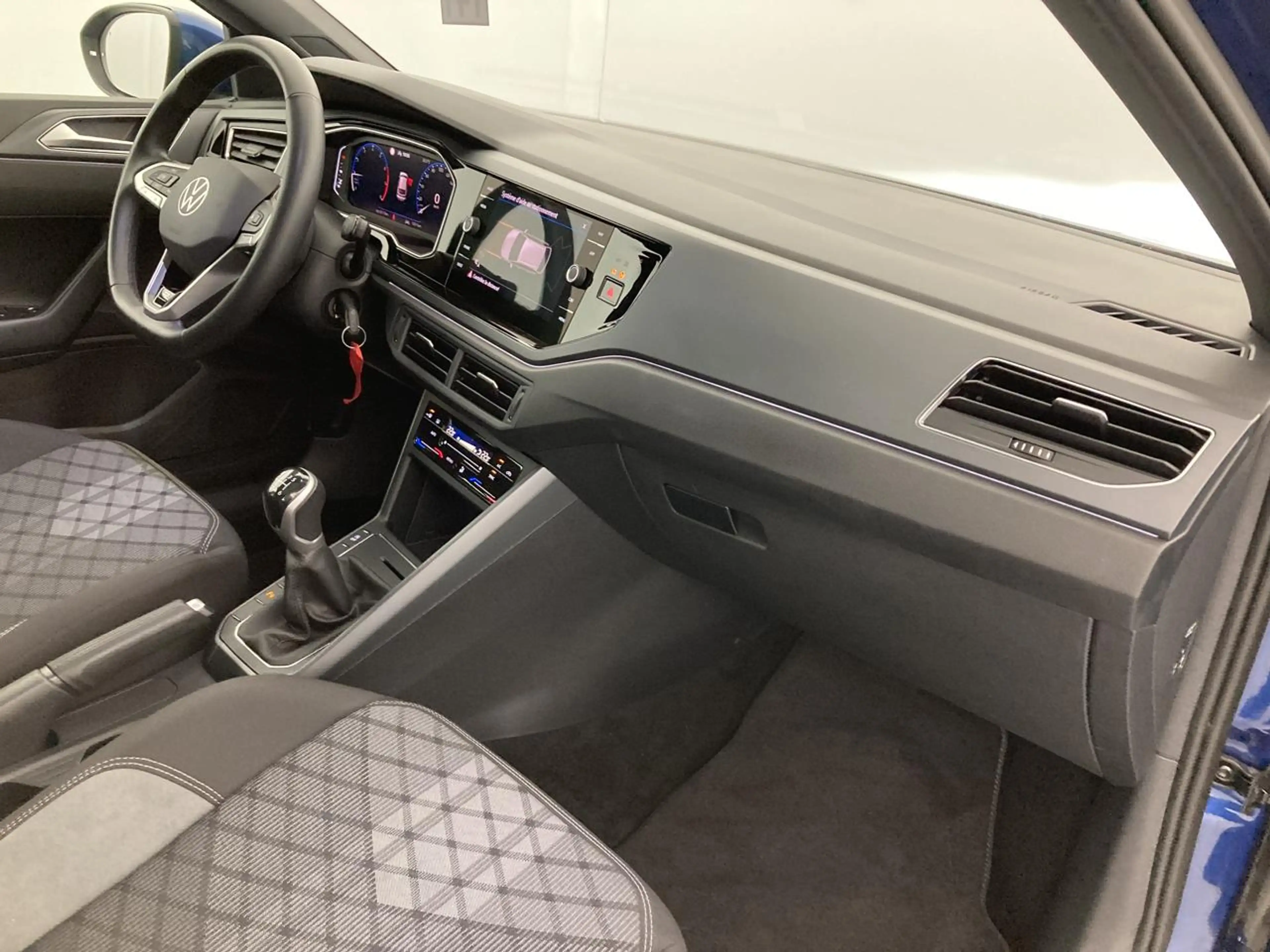 Volkswagen Taigo Taigo 1.0 TSI R-Line OPF R-Line — photo 13
