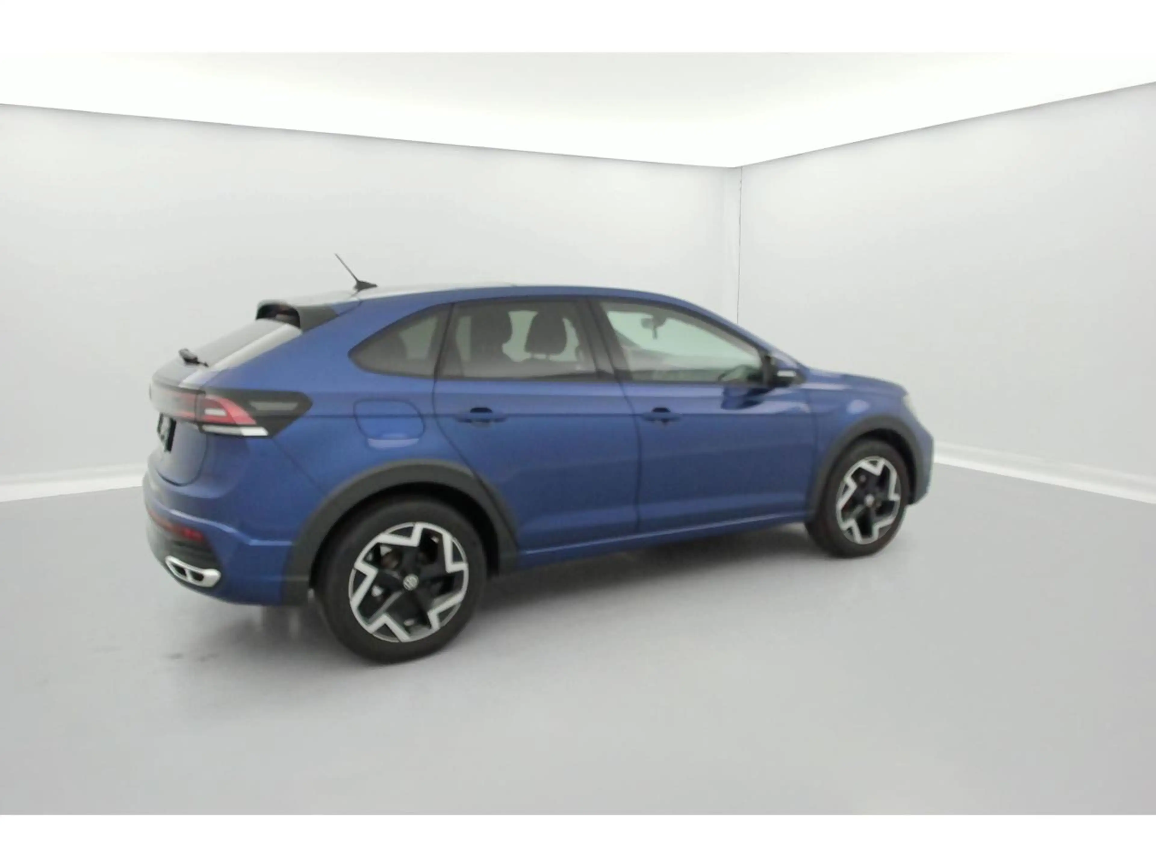 Volkswagen Taigo Taigo 1.0 TSI R-Line OPF R-Line — photo 5