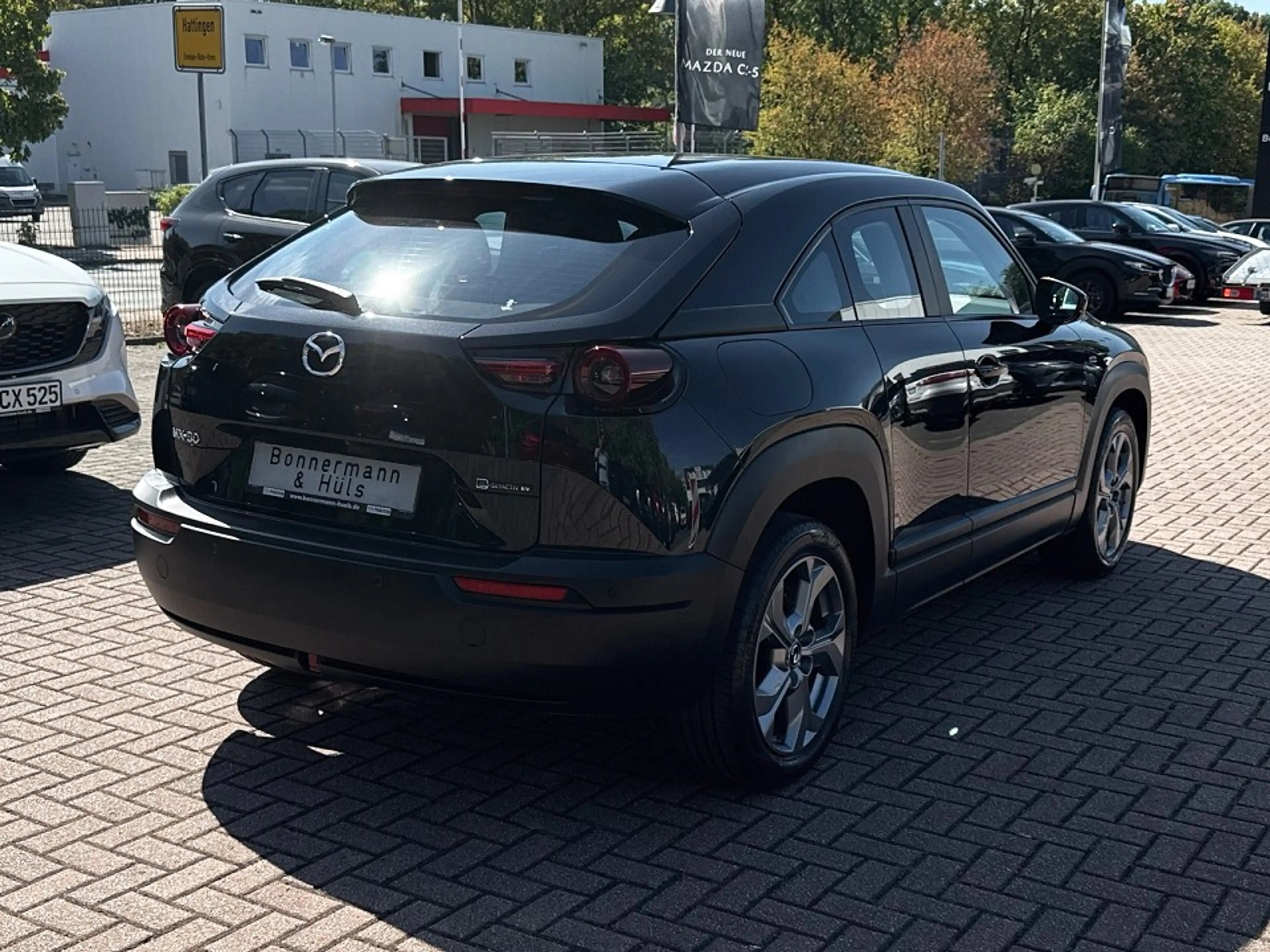 Mazda MX-30 EV EXCLUSIVE-LINE *Klimaautomatik* — photo 3