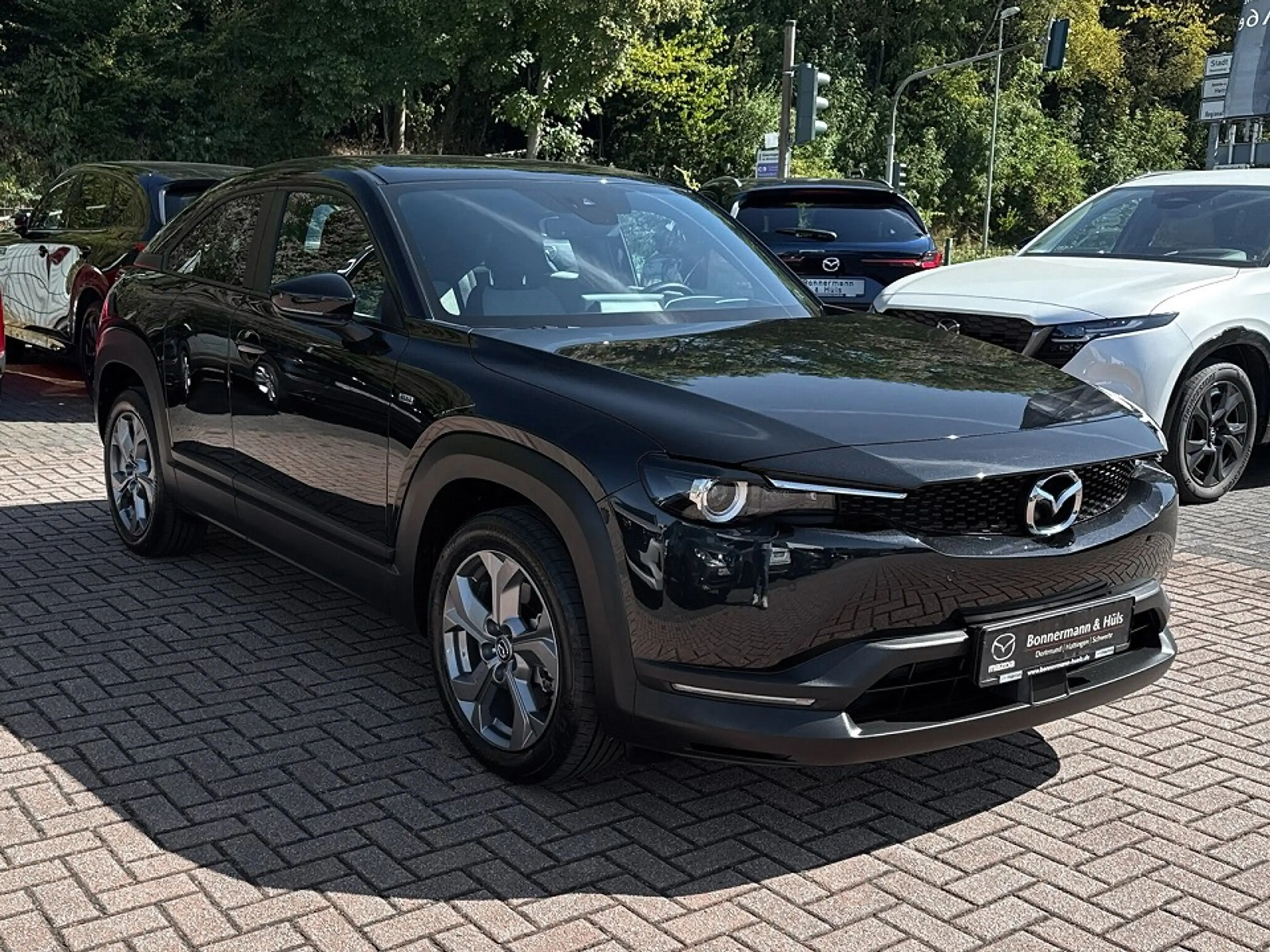 Mazda MX-30 EV EXCLUSIVE-LINE *Klimaautomatik* — photo 4