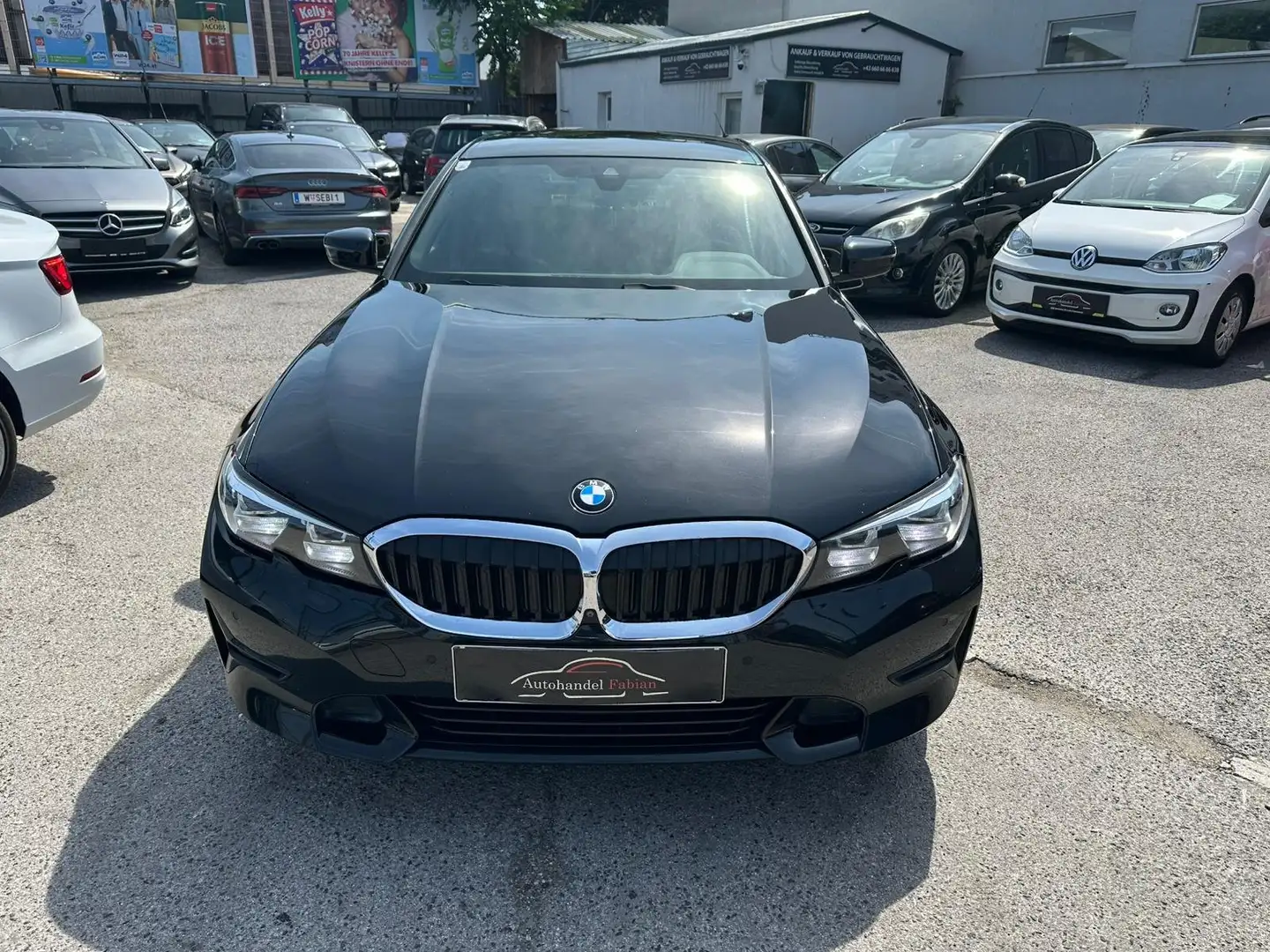 BMW 318 d Sport Line TOP mit Leder LiveCockpit LED Kamera Negro - 2