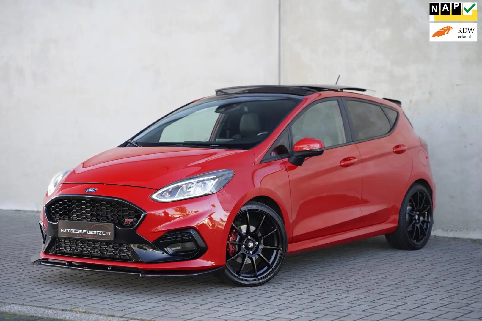 Ford Fiesta 1.5 EcoBoost ST-3 200pk Panoramadak Milltek B&O Rot - 1