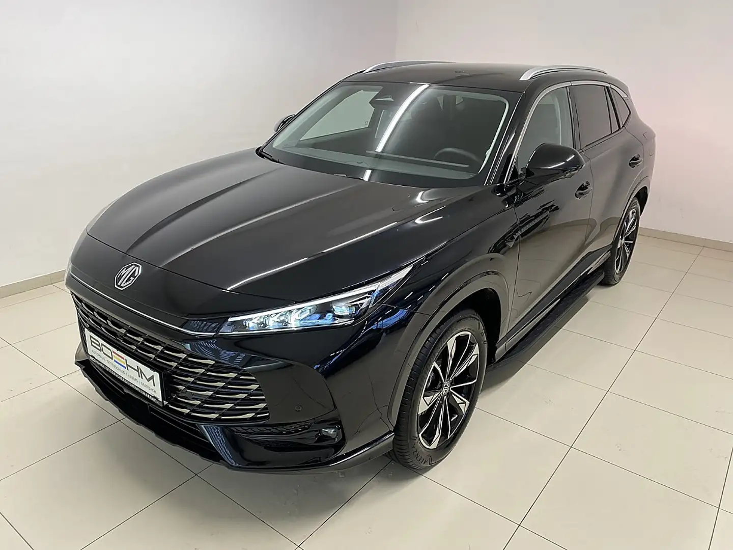 MG HS PHEV+ Luxury 21,4kWh Aut. Schwarz - 1