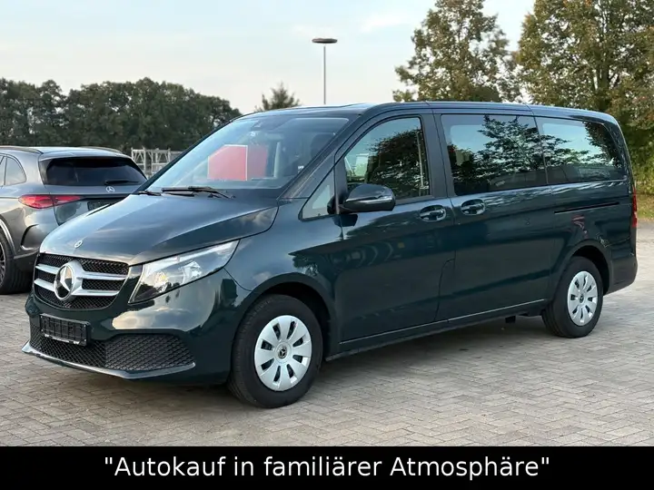 Mercedes-Benz V 220 2022