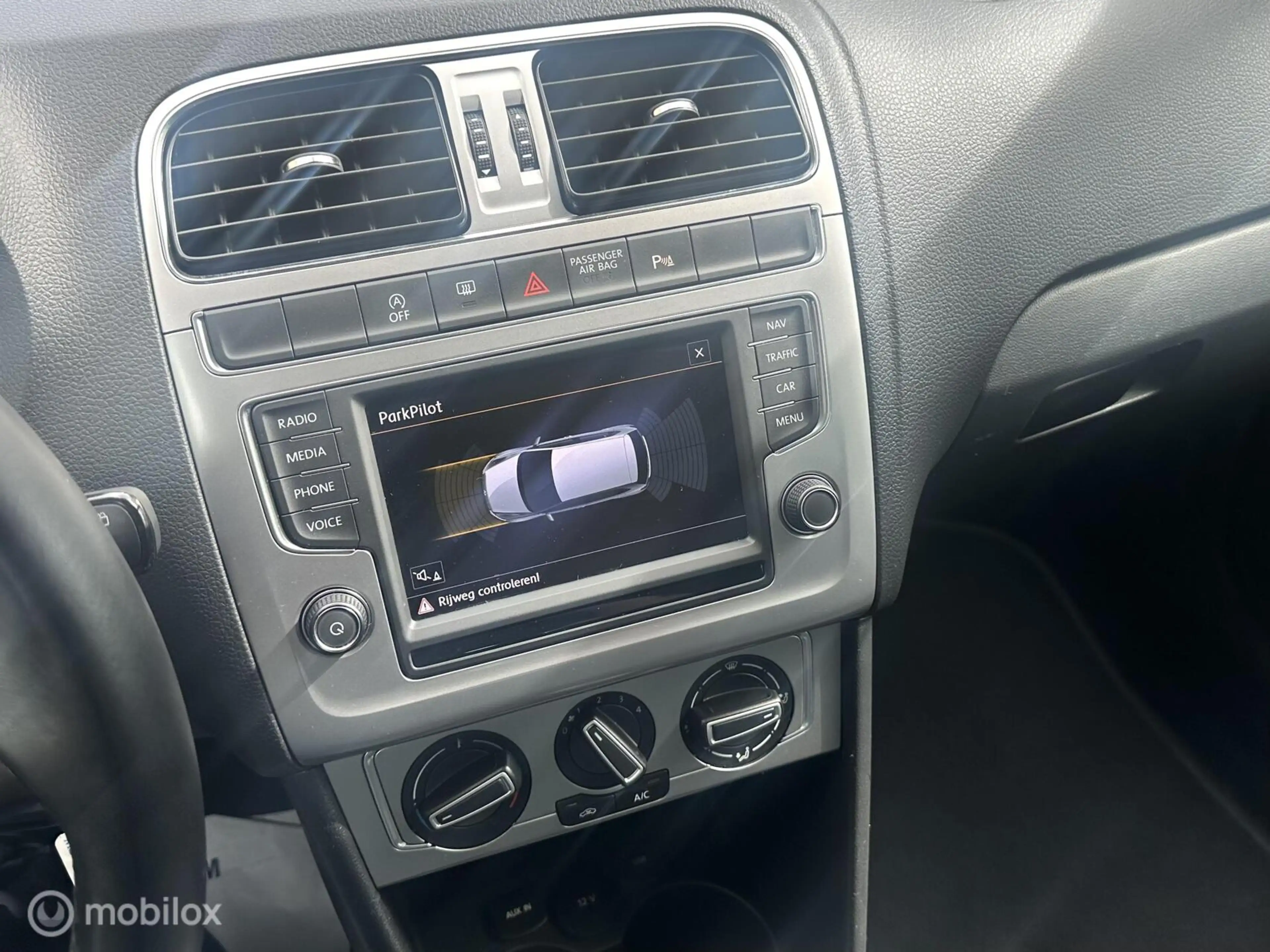 Volkswagen Polo 1.0 95PK BlueMotion Edition NAVIGATIE CARPLAY AIRC — photo 15