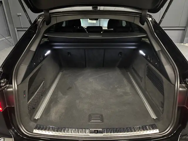 Audi A6 view 30