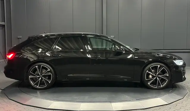 Audi A6 view 6