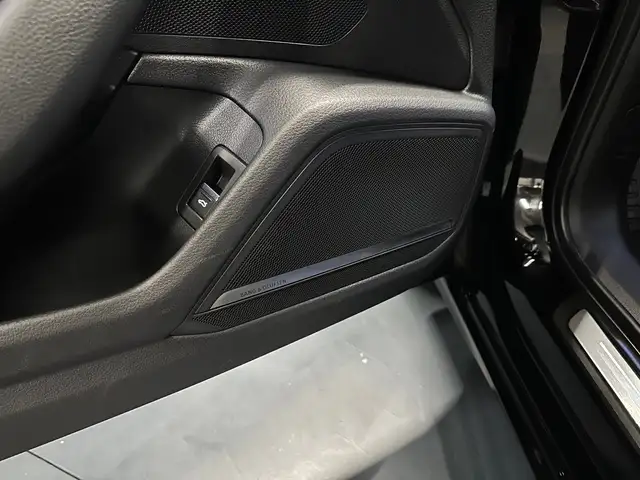 Audi A6 view 14