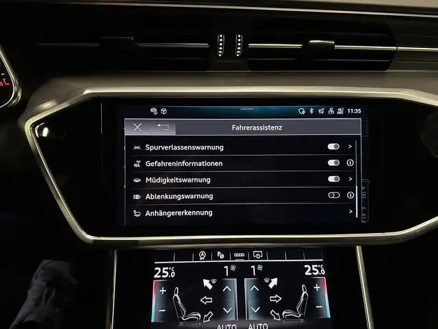 Audi A6 view 24