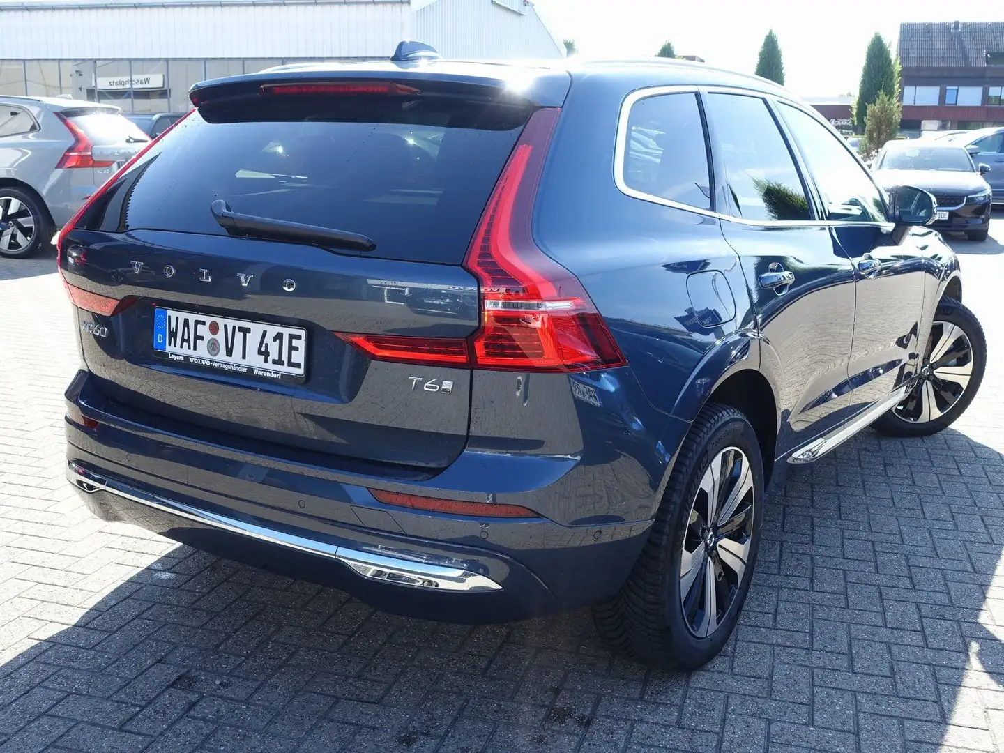 Volvo XC60 T6 AWD Plug-in Hybrid/Pano/H&K/360°/Memory Blu/Azzurro - 2
