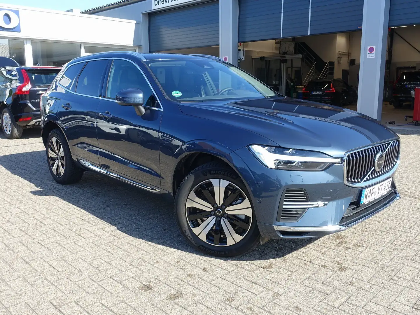 Volvo XC60 T6 AWD Plug-in Hybrid/Pano/H&K/360°/Memory Blu/Azzurro - 1