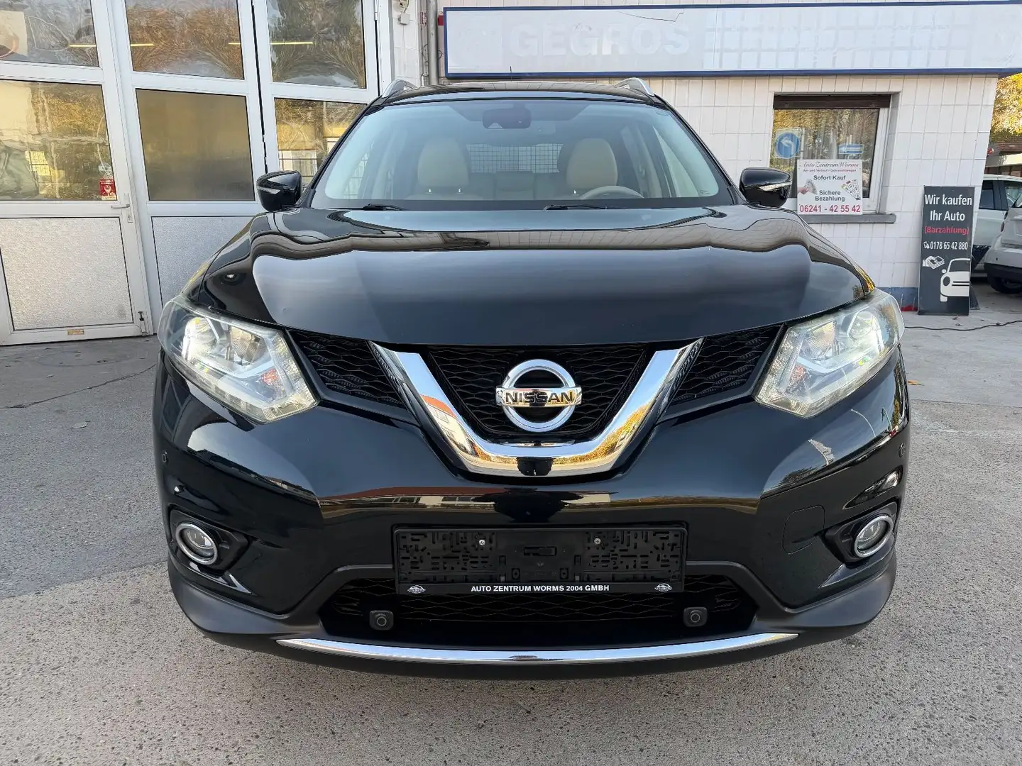 Nissan X-Trail Tekna 4x4 *1.Hand*Pano*Leder* Noir - 2