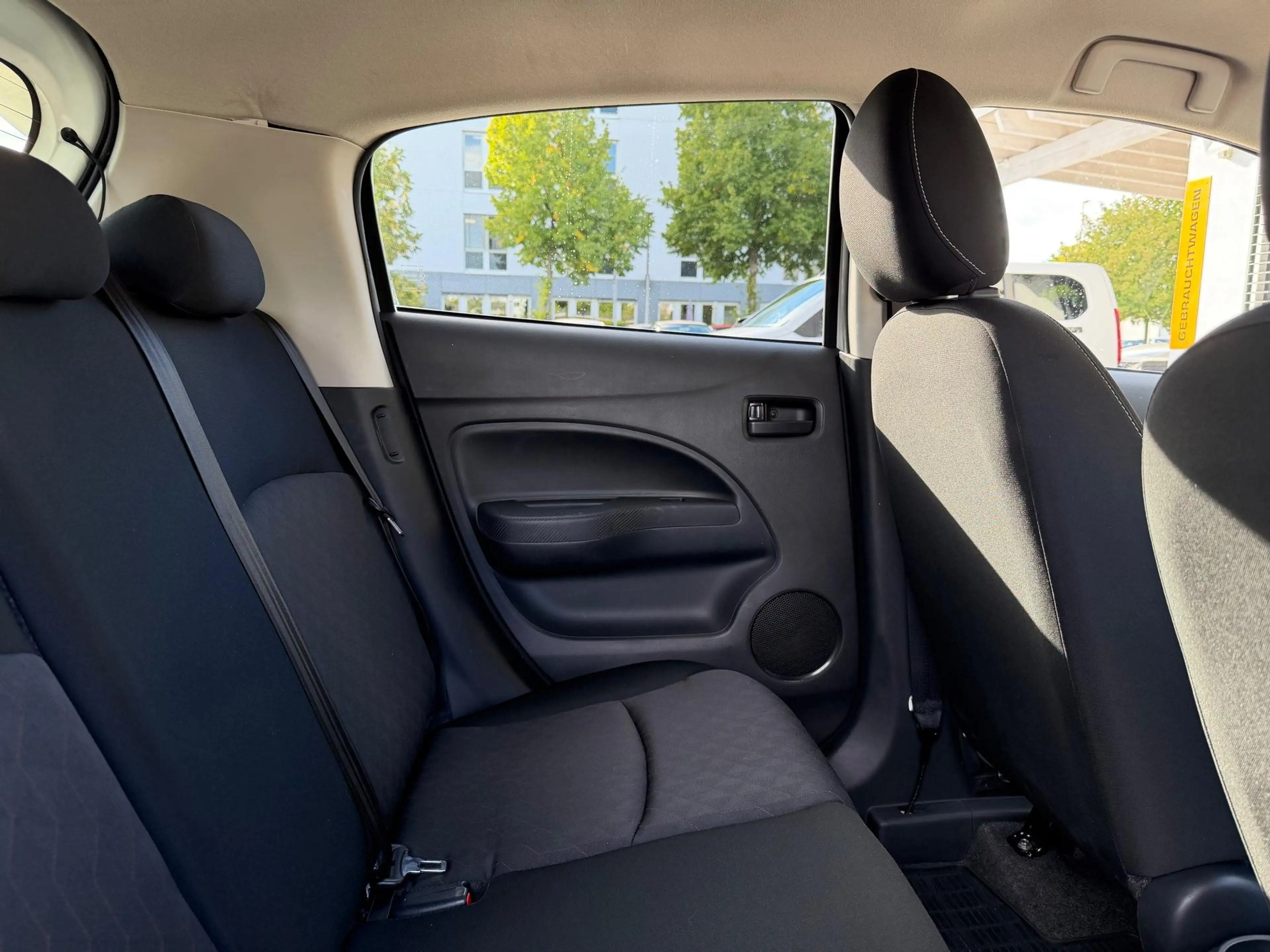 Mitsubishi Space Star 1.2 Select+ 52 kW (71 PS), Schalt. 5-Gang, Fron... — photo 15