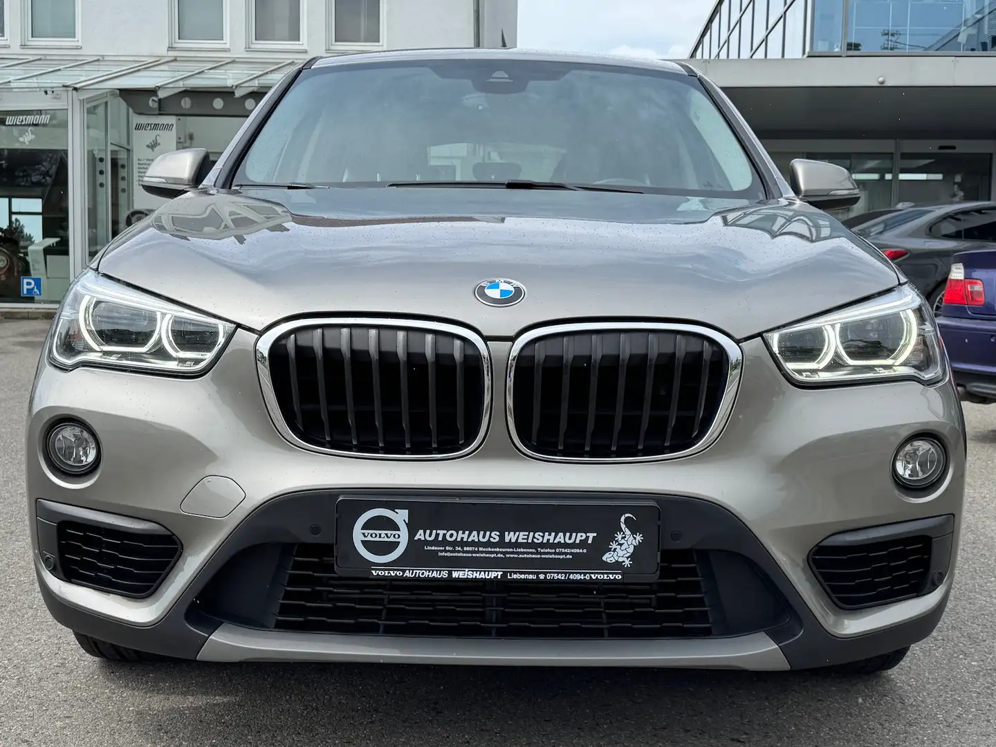 BMW X1 xDrive*AWD*Advantage*AHK*LED*Pano*Keyless*PDC Grau - 2